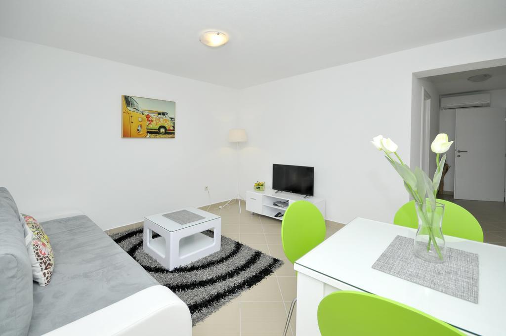 Apartmani Mijatovic Трогир Экстерьер фото