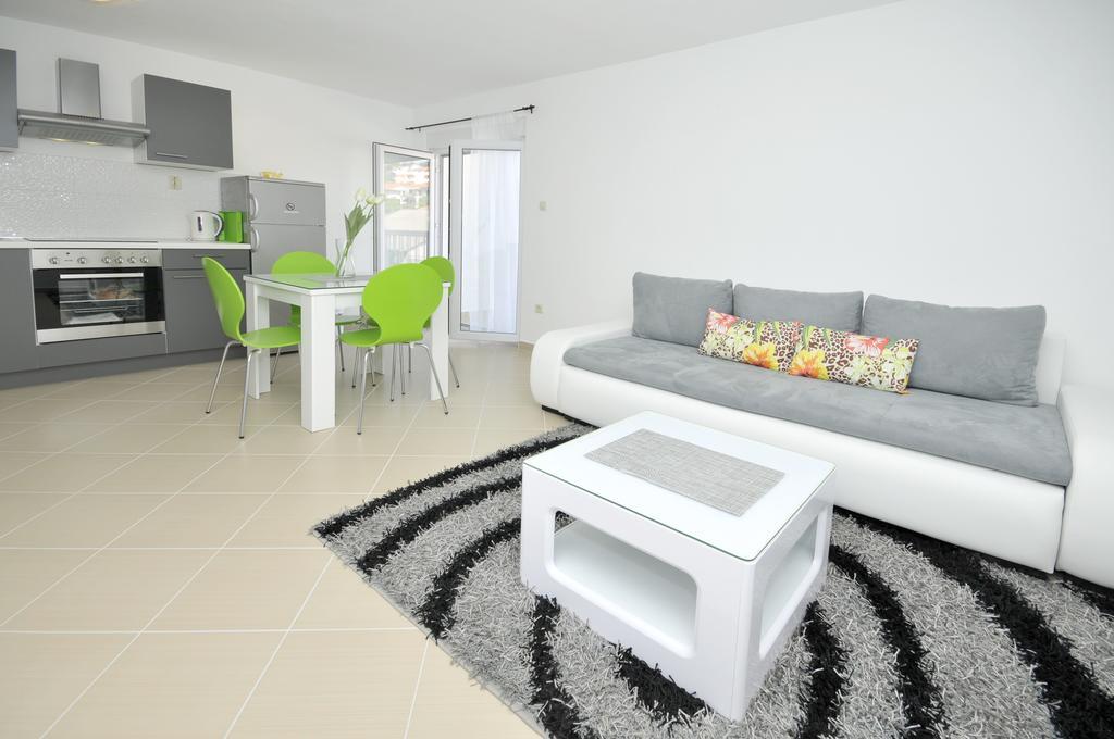 Apartmani Mijatovic Трогир Экстерьер фото